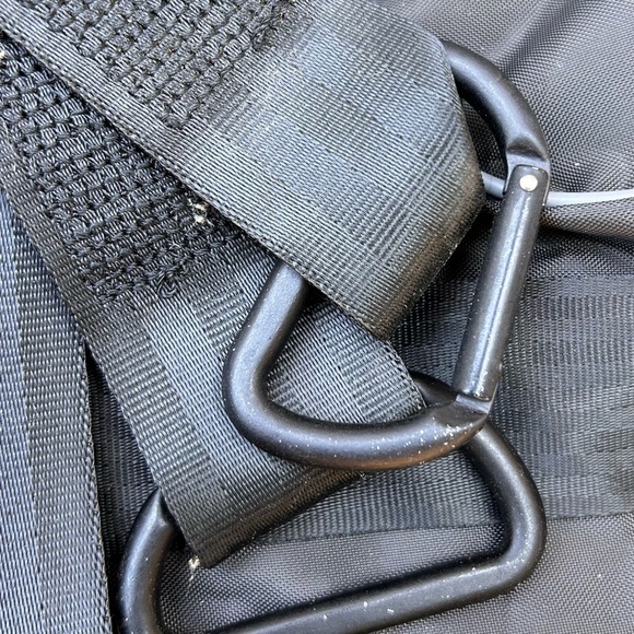 Audi Ski/Snowboard Bag - Storage - Carrier - Picture 2 of 4